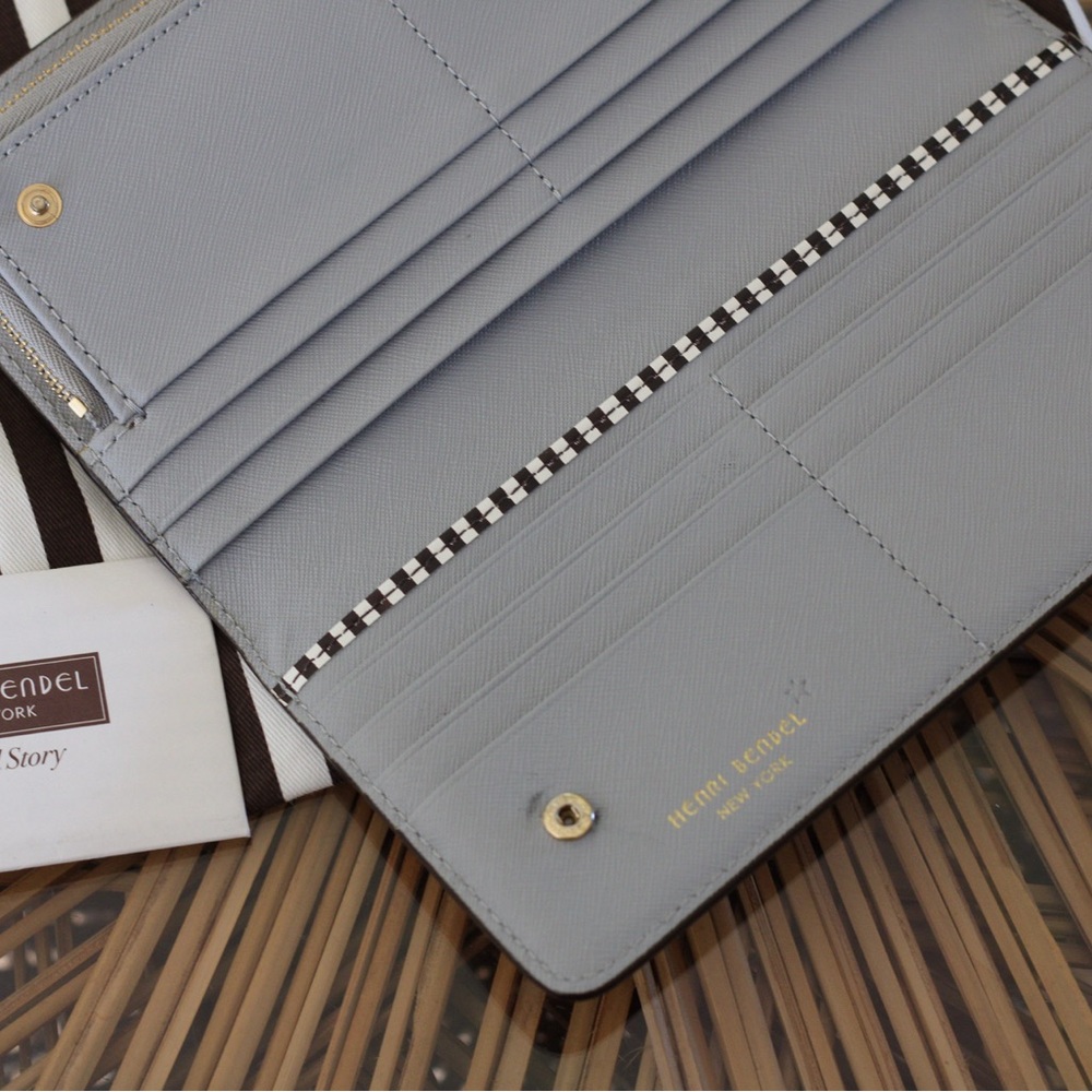 Henri Bendel pale blue/grey Wallet